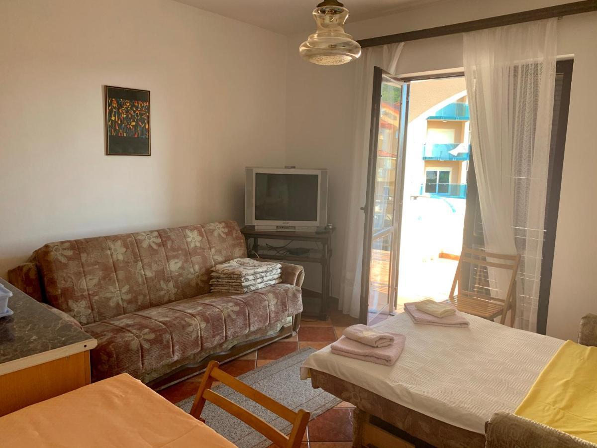 Apartments Mari Przno  Bagian luar foto