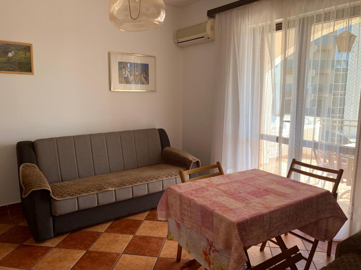 Apartments Mari Przno  Bagian luar foto